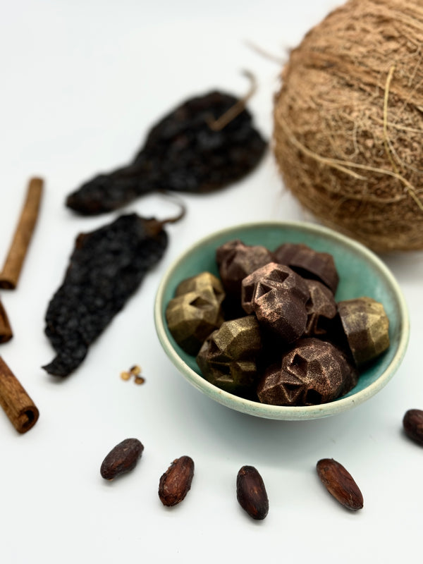 DIA DE LOS MUERTOS CACAO SKULLS - seasonal offering